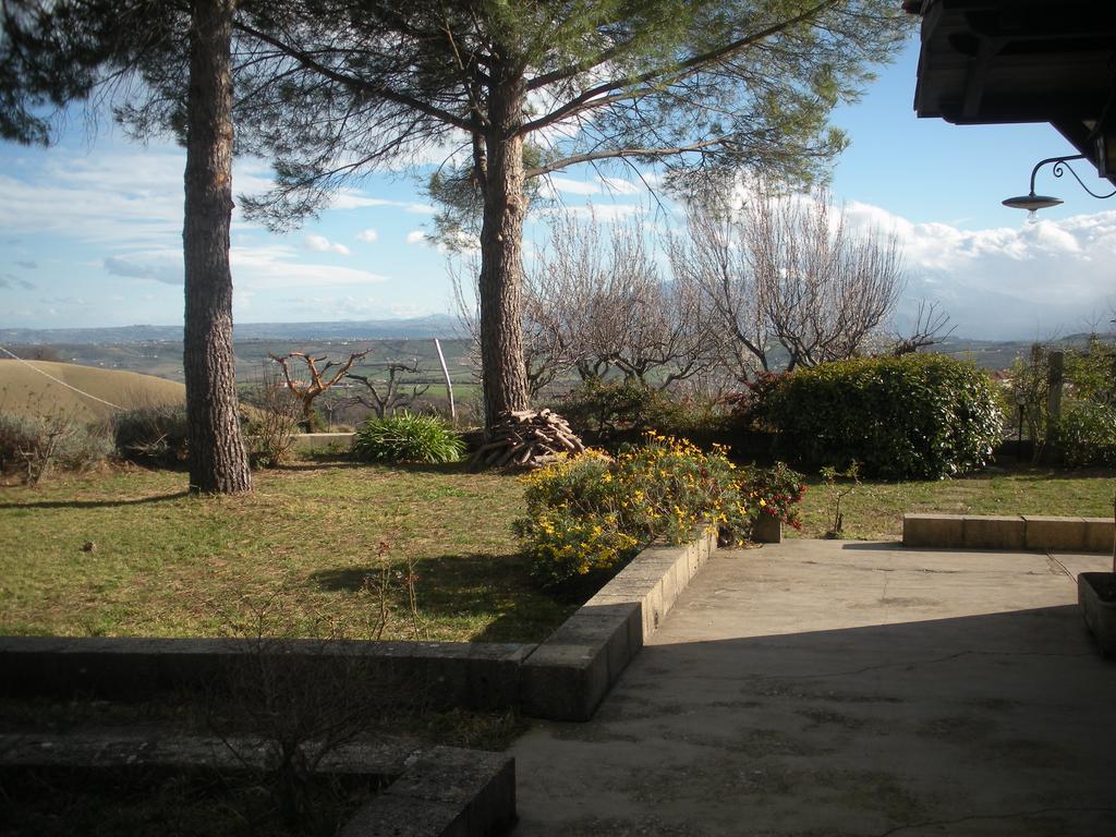 Maison d'hôtes Le Stagioni à Loreto Aprutino Extérieur photo